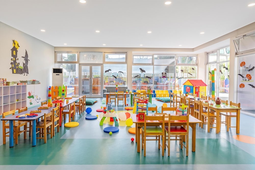 子供用の遊び場 - 屋内