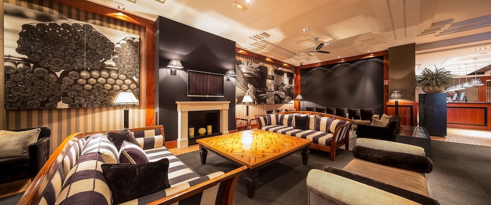 ロビーラウンジ