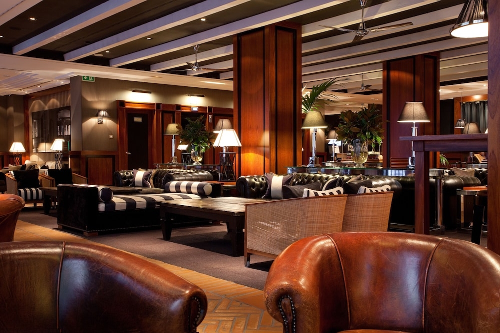 ロビーラウンジ