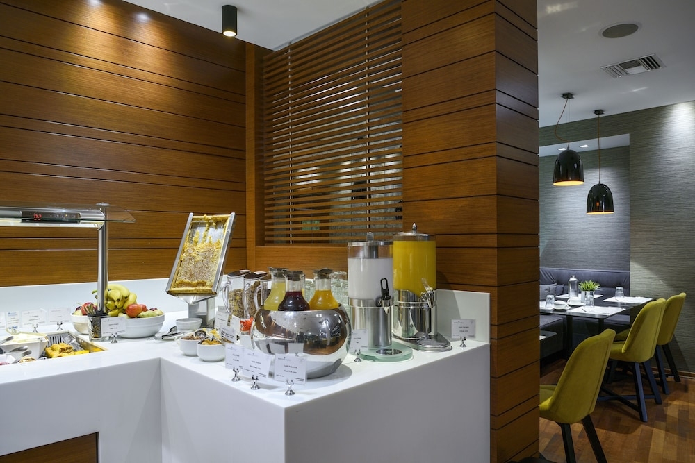 朝食ビュッフェ