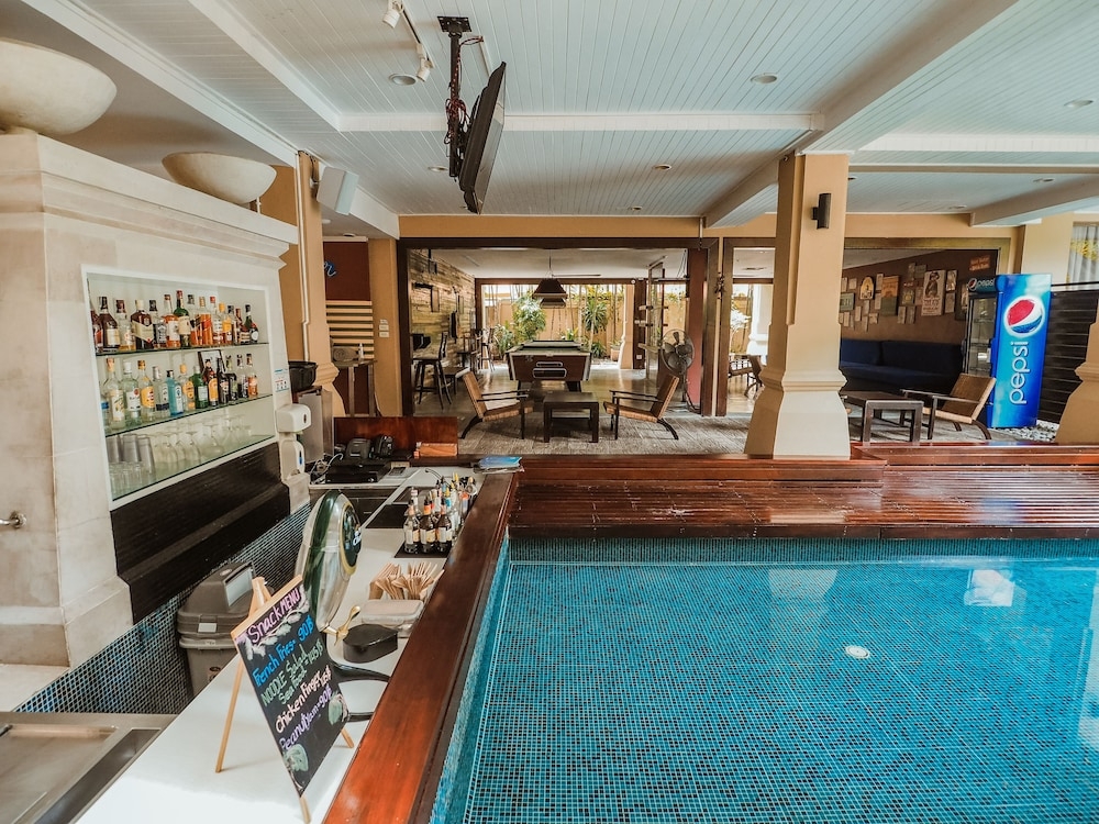 スイムアップバー