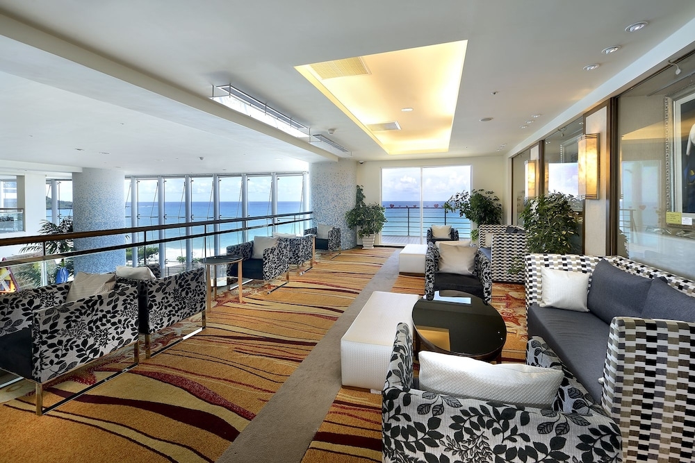 ロビーラウンジ