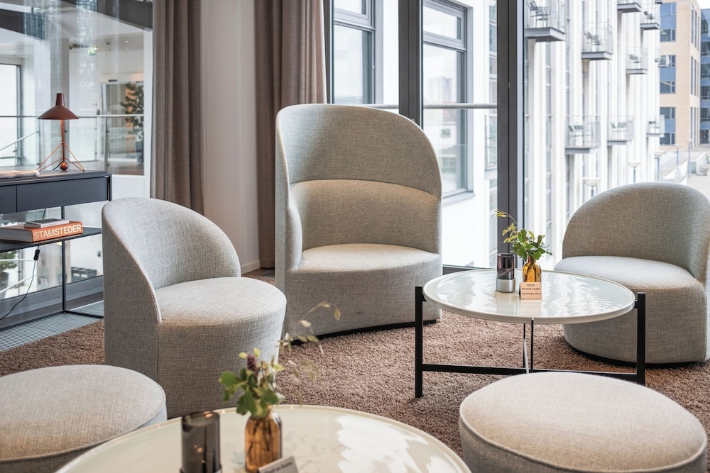 ロビー応接スペース