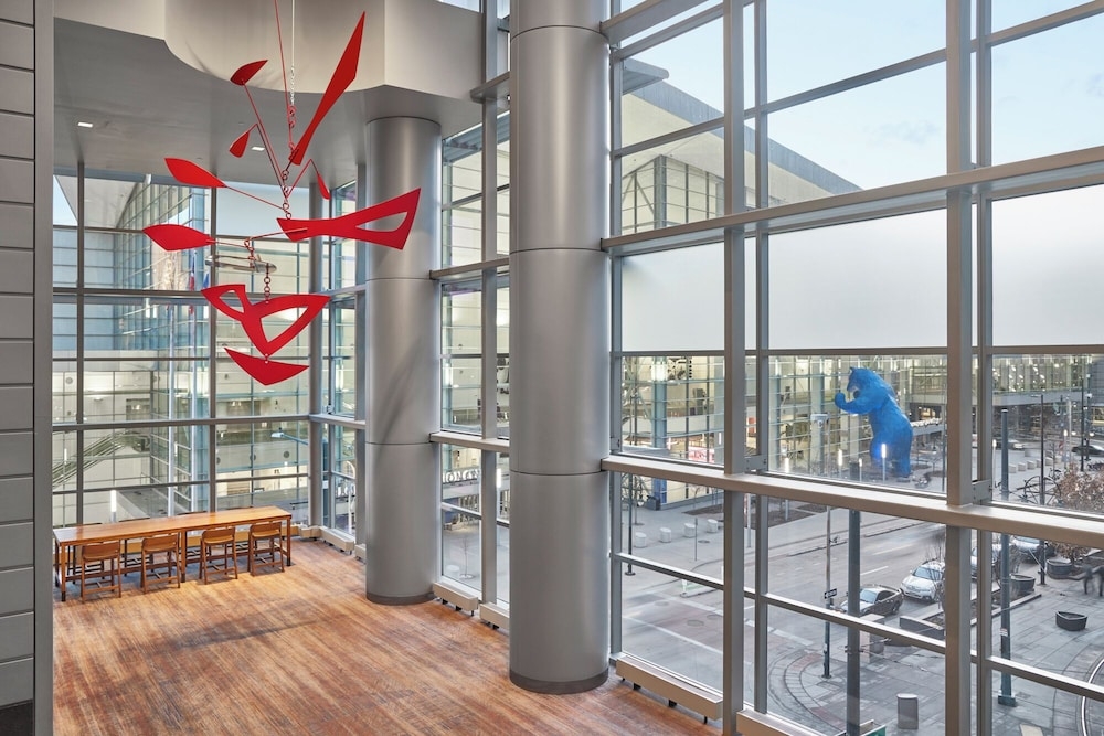 ロビー応接スペース