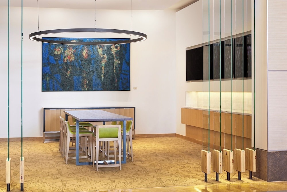 ロビー応接スペース