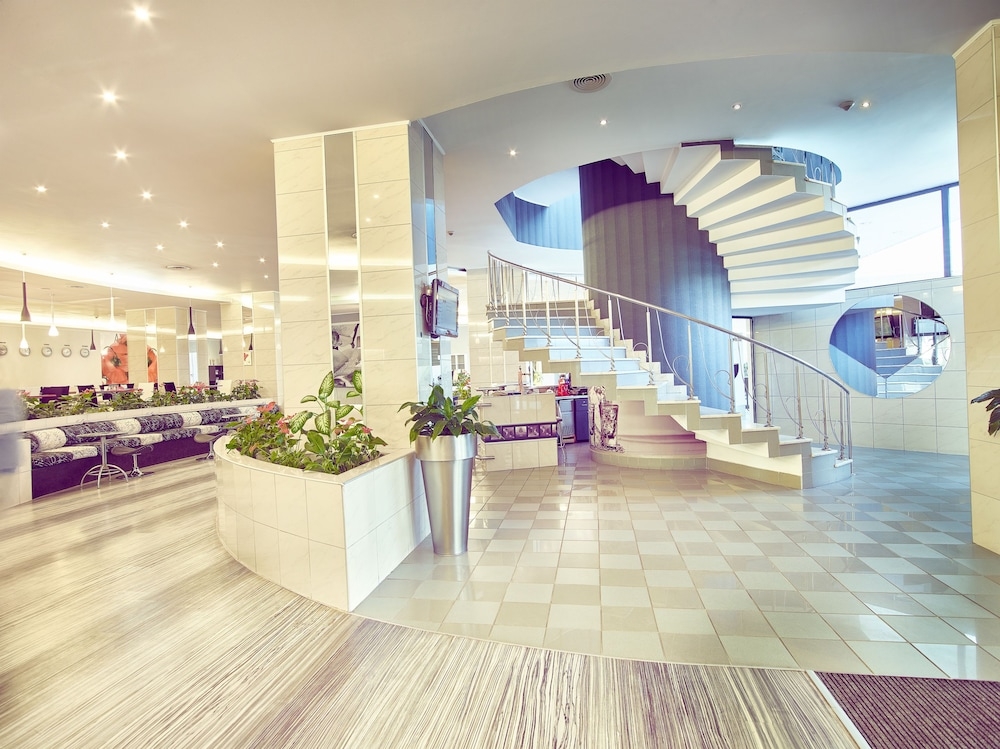 ロビー応接スペース