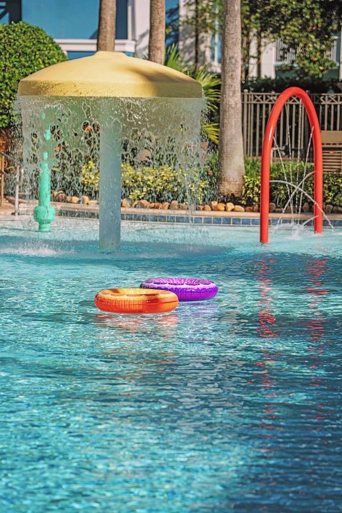 子供用の遊び場 - 屋外