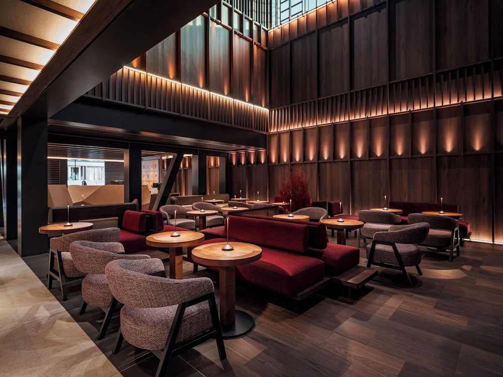 ロビーラウンジ