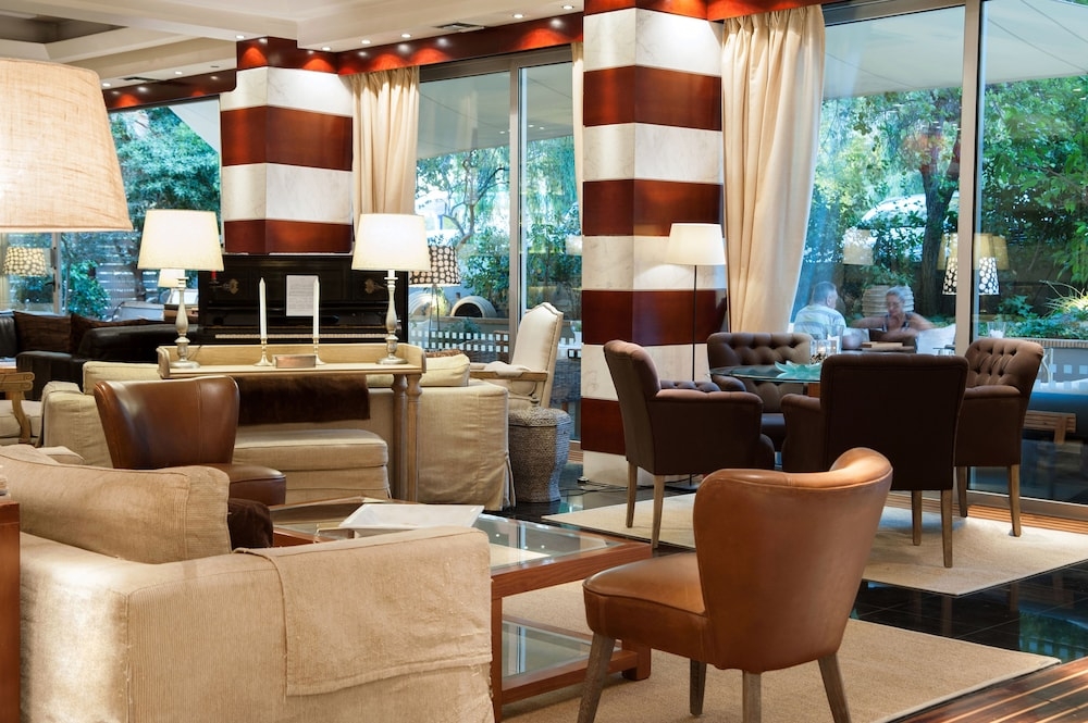 ロビー応接スペース