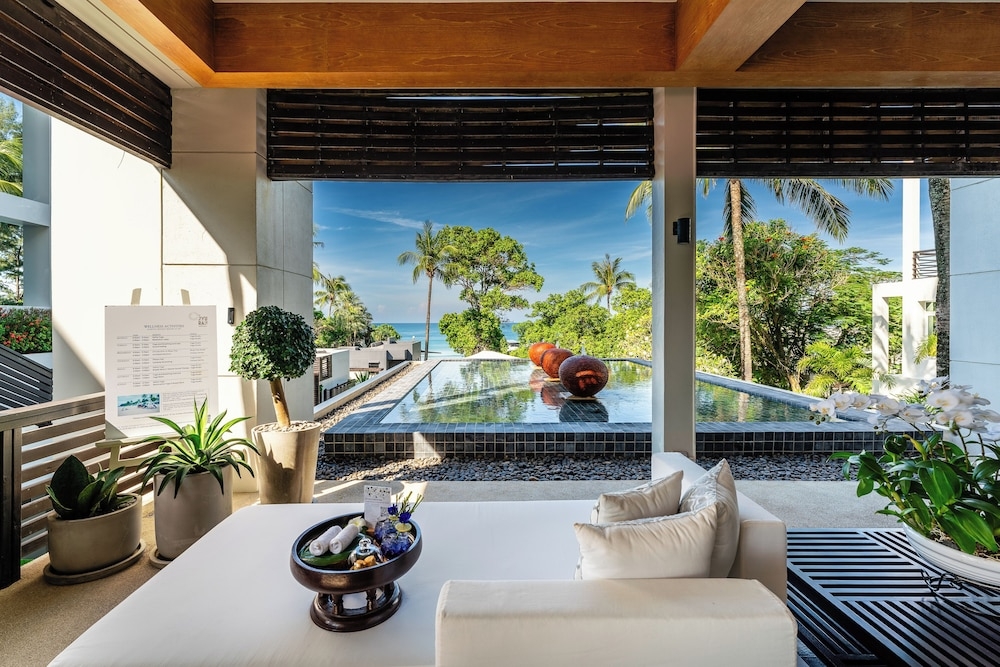 ロビー応接スペース