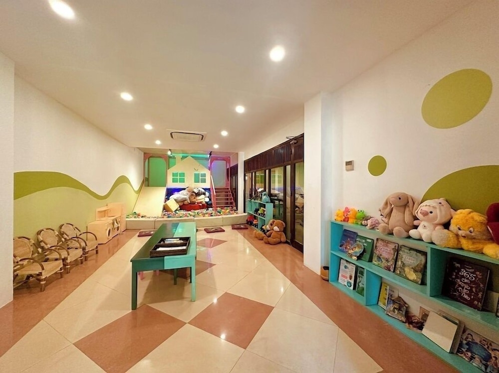 子供用の遊び場 - 屋内