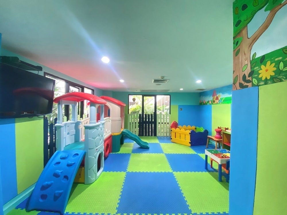 子供用の遊び場 - 屋内