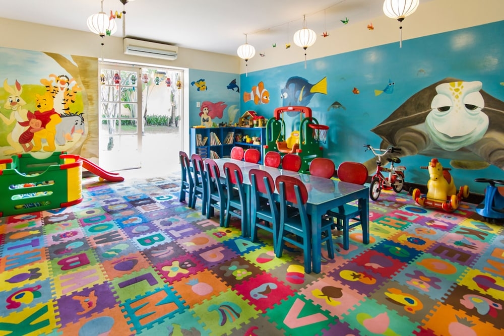 子供用の遊び場 - 屋内