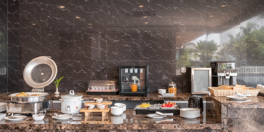 朝食ビュッフェ