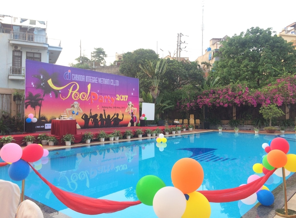 屋外バンケット スペース