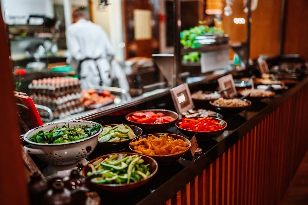 朝食ビュッフェ