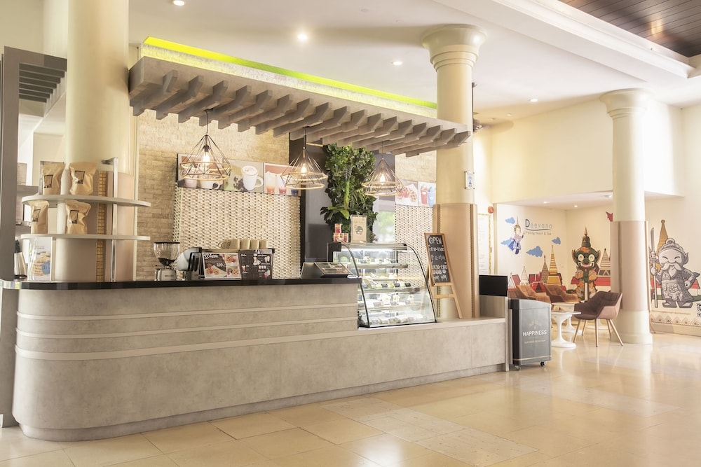 ロビーラウンジ