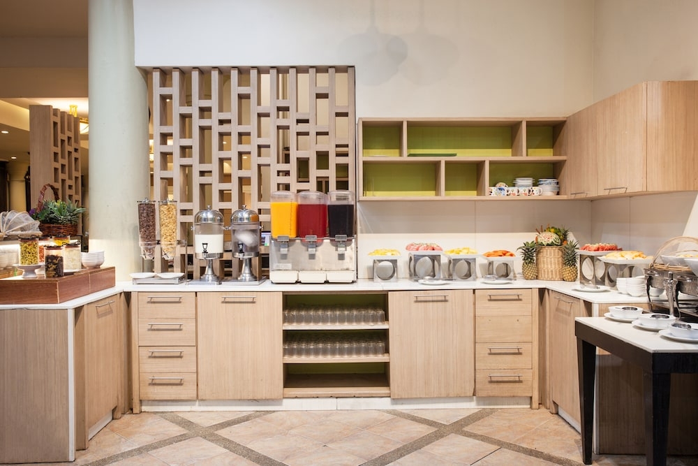 朝食ビュッフェ