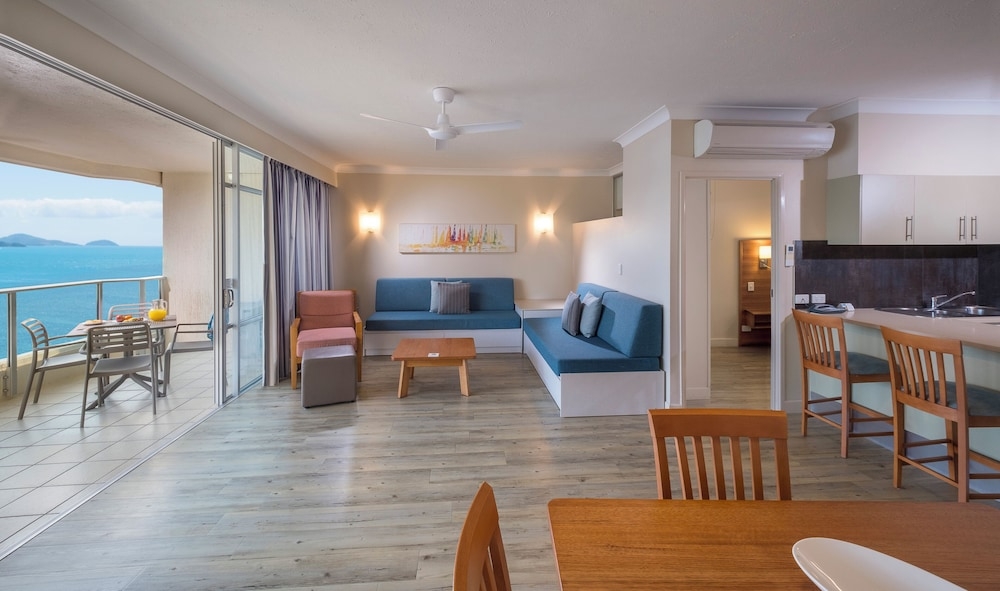 リビング エリア