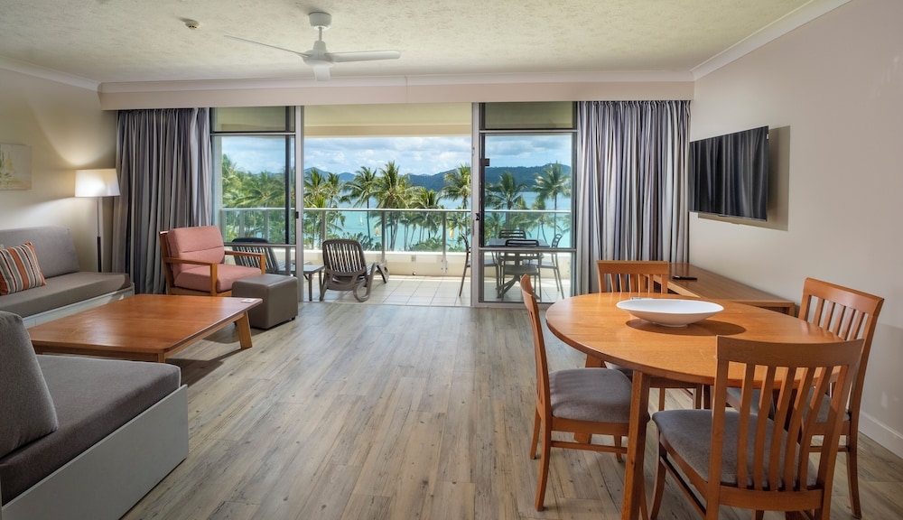 リビング エリア