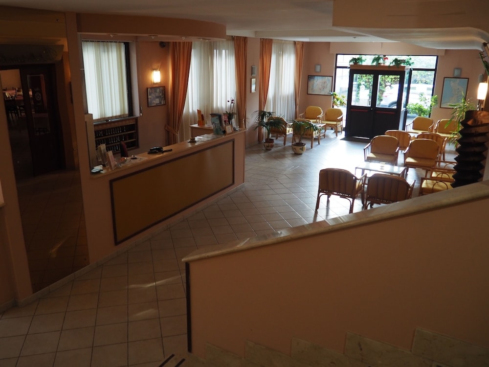 内部エントランス