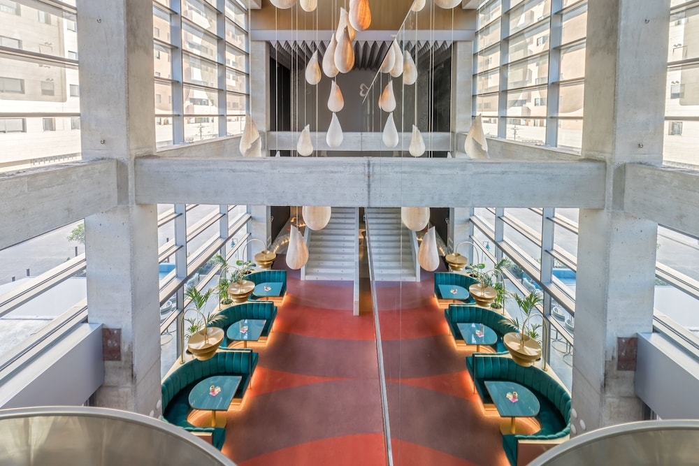 ロビー応接スペース