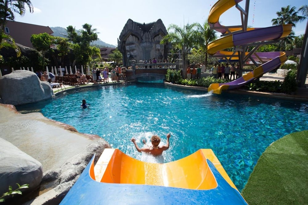 ウォータースライド