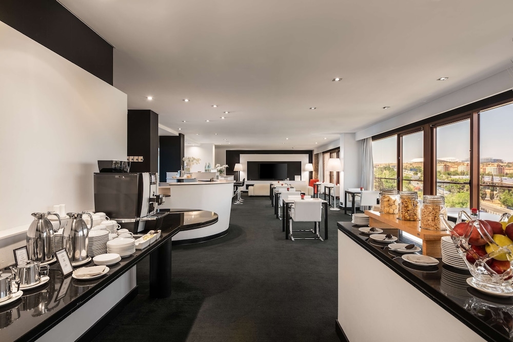 エグゼクティブ ラウンジ