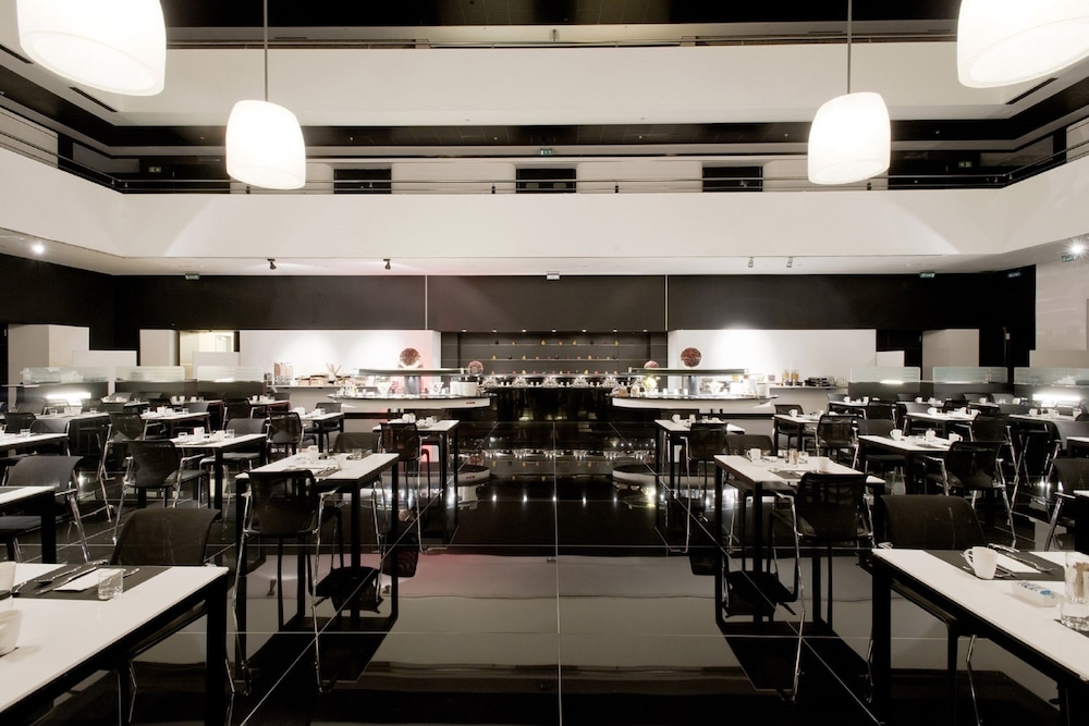 ロビーラウンジ