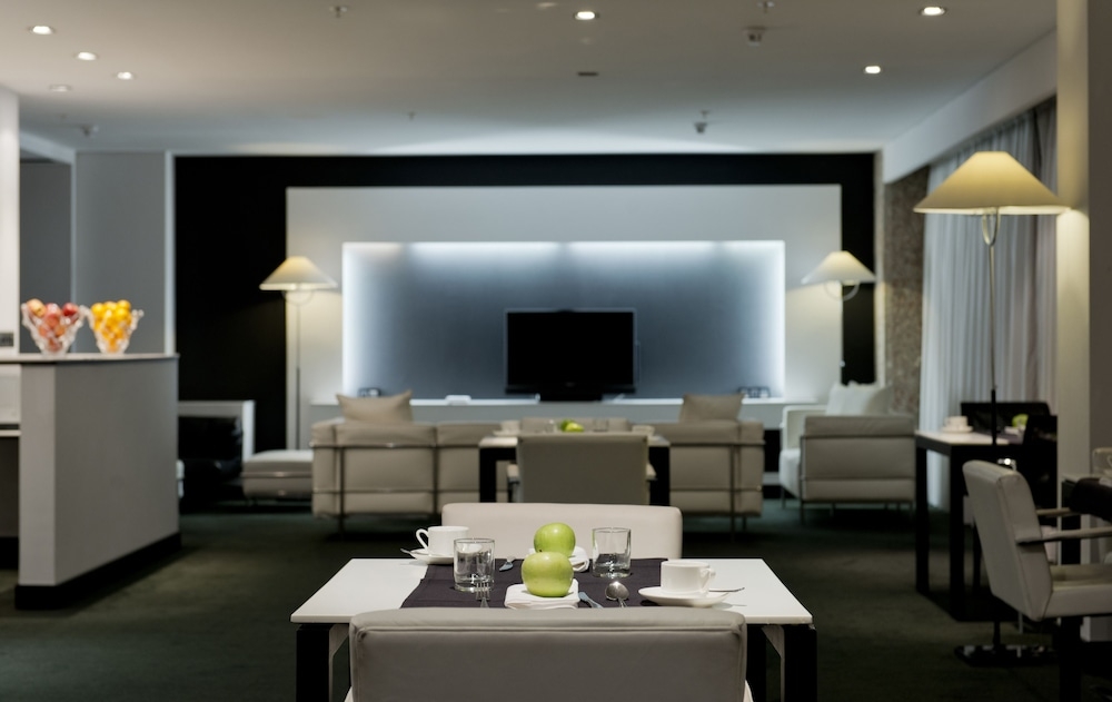 エグゼクティブ ラウンジ