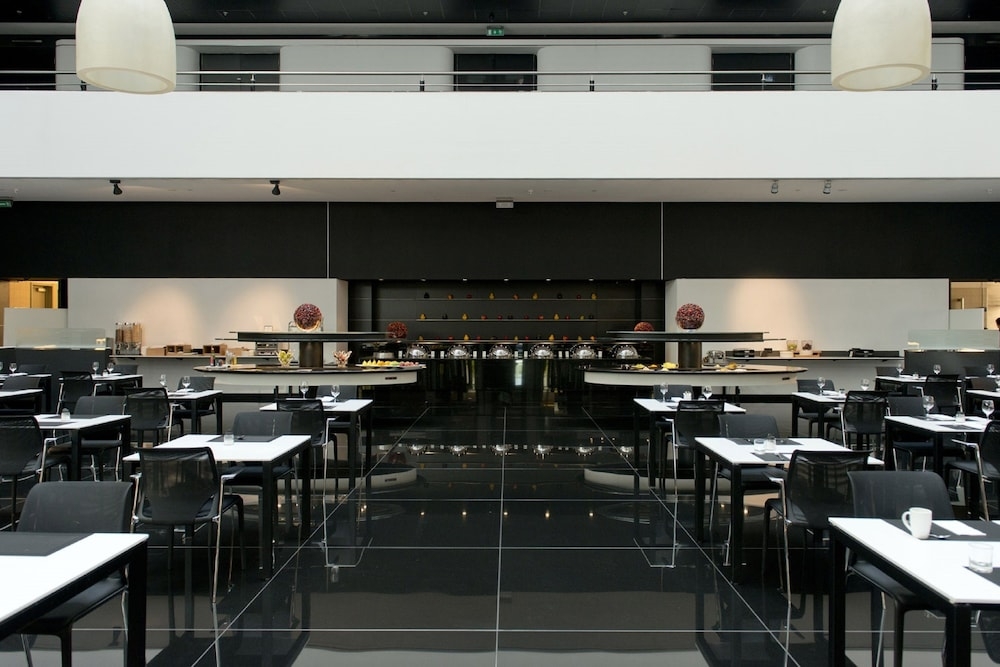 ロビーラウンジ