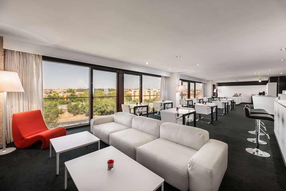 エグゼクティブ ラウンジ