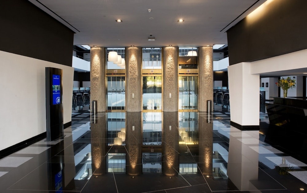 ロビーラウンジ