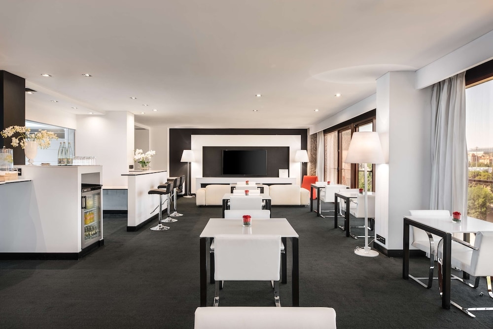 エグゼクティブ ラウンジ