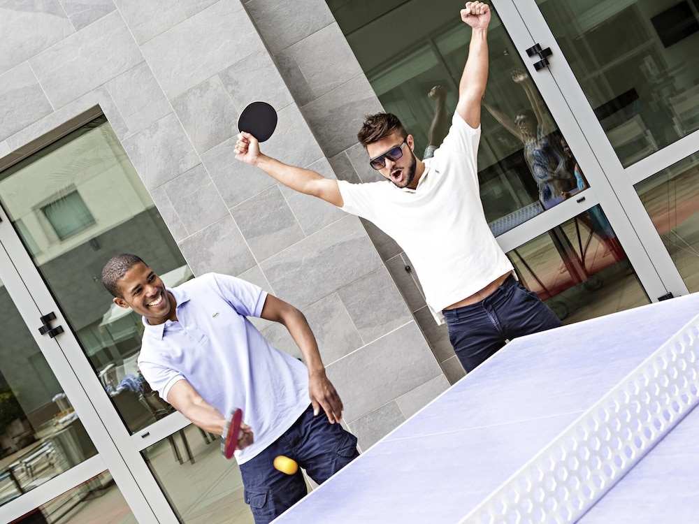 子供用の遊び場 - 屋外