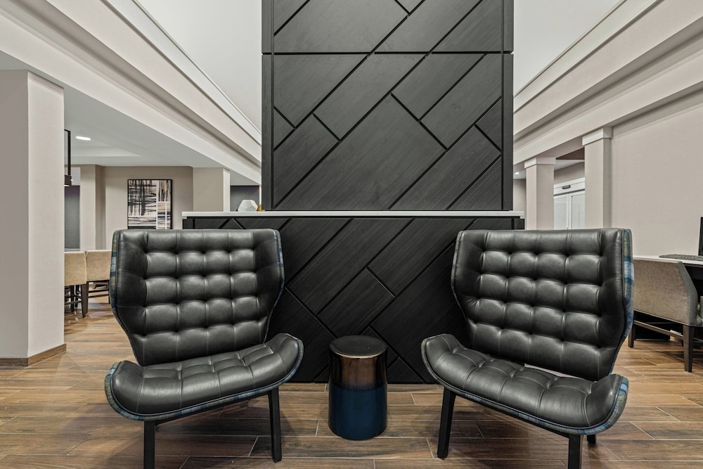 ロビーラウンジ