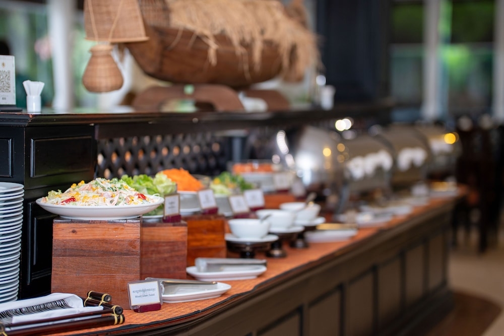 朝食ビュッフェ