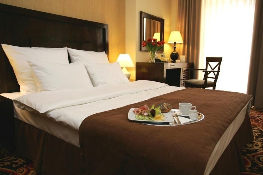 メイン イメージ