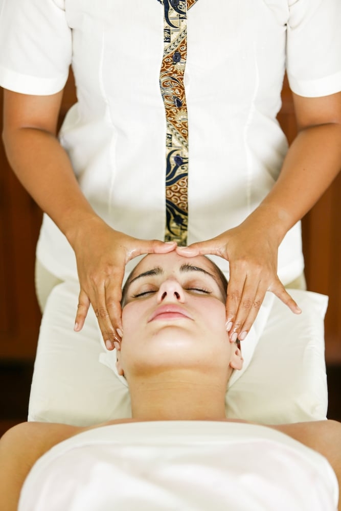 フェイシャル トリートメント