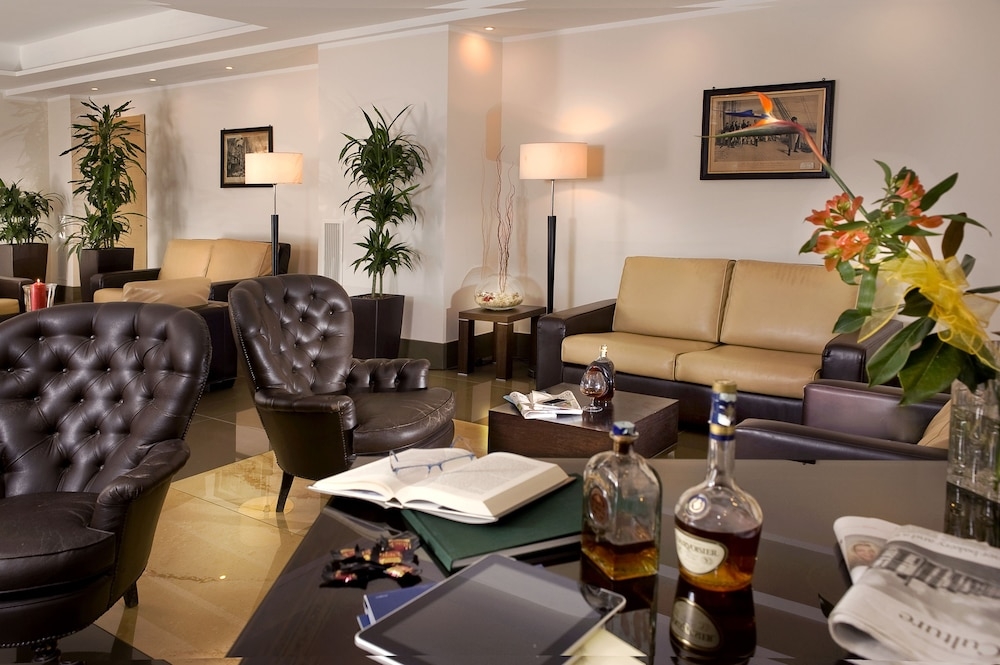 ロビー応接スペース