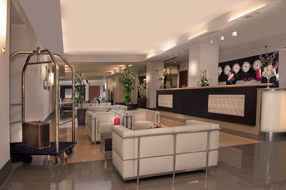 ロビー応接スペース