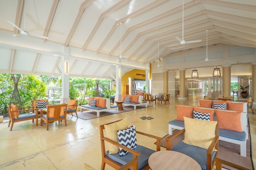 ロビー応接スペース