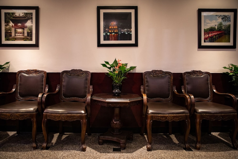 ロビーラウンジ