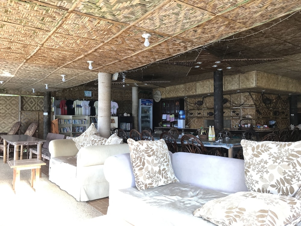 ロビーラウンジ