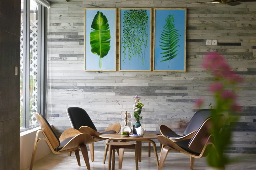 ロビー応接スペース