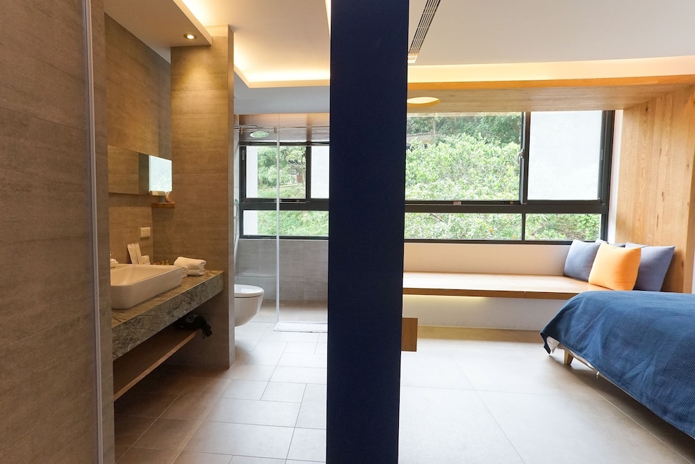 バスルームのシャワー