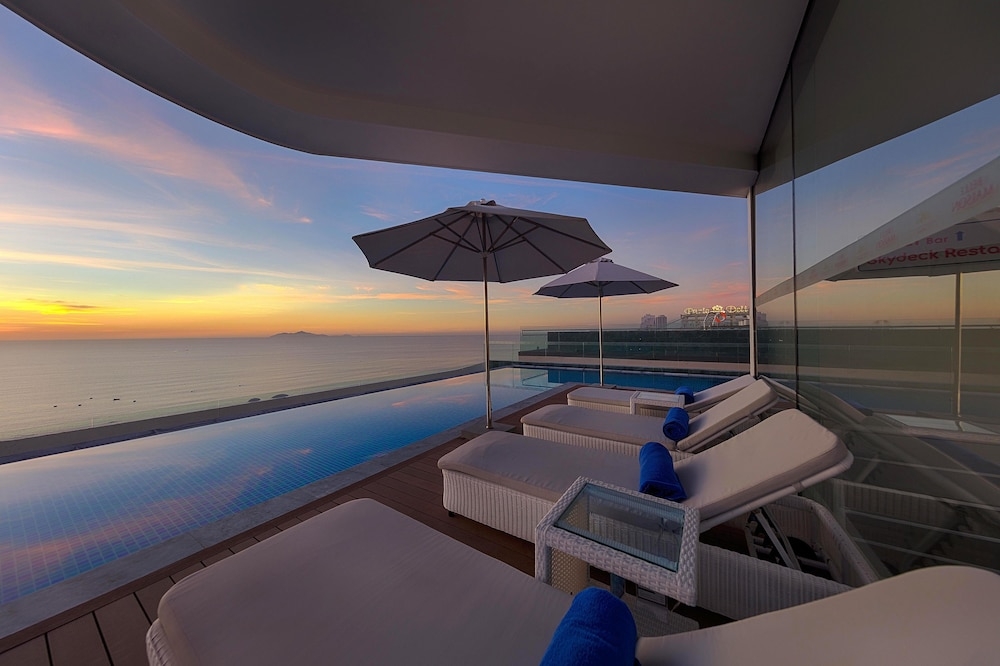 インフィニティ プール