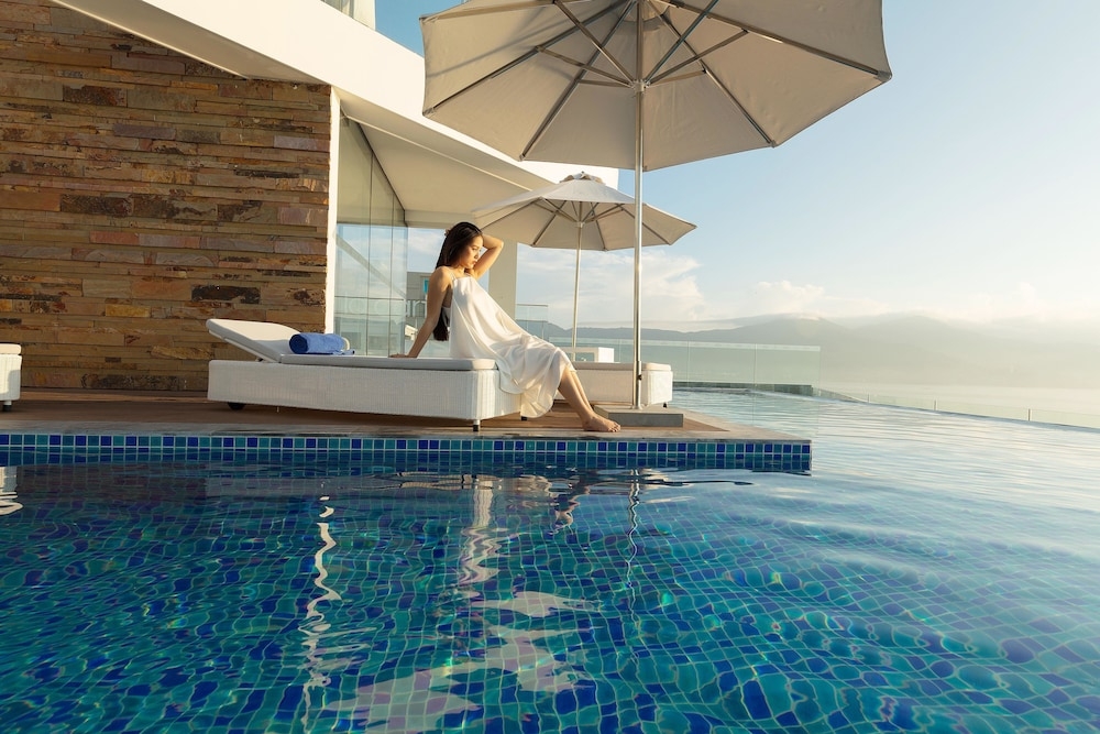 インフィニティ プール