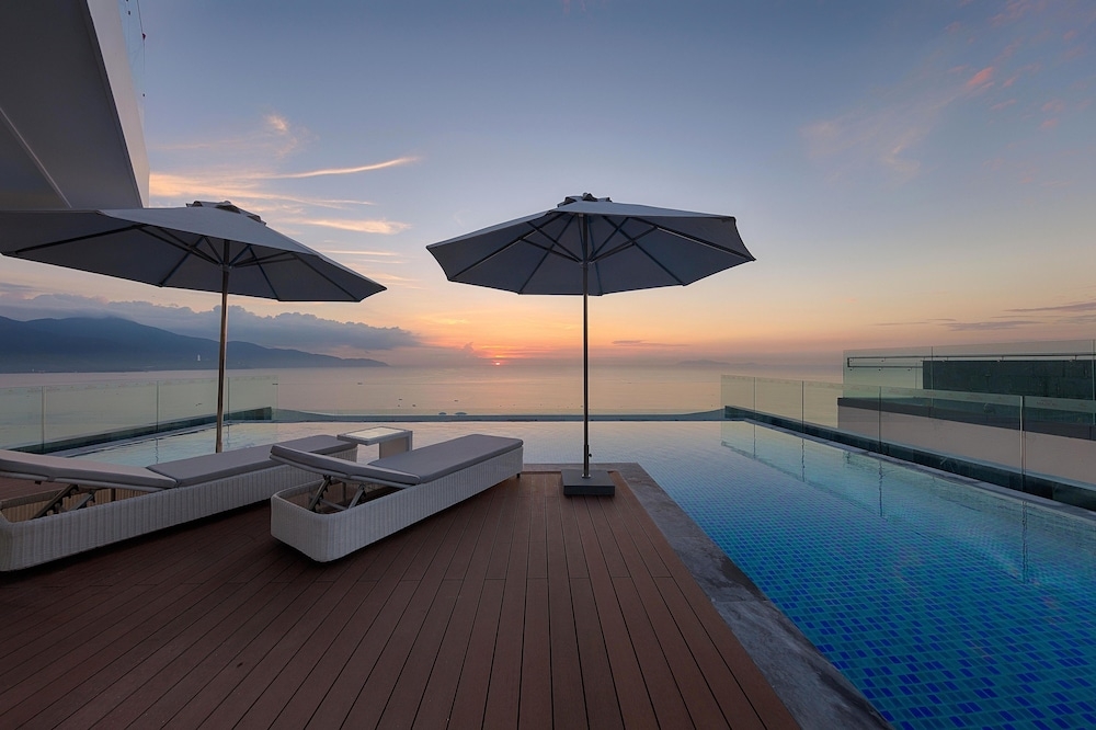 インフィニティ プール