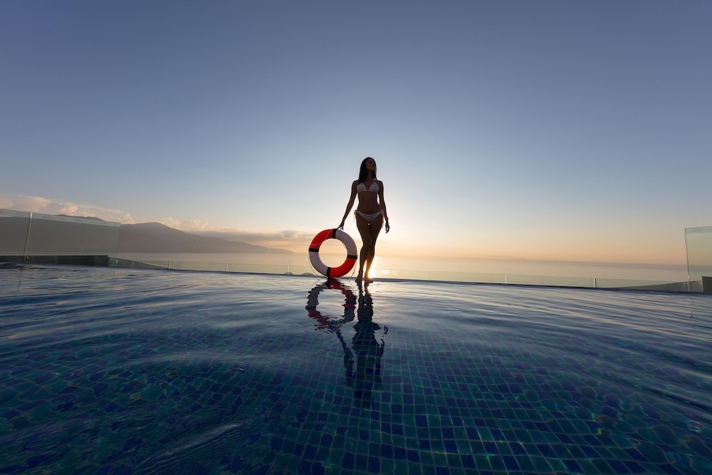 インフィニティ プール